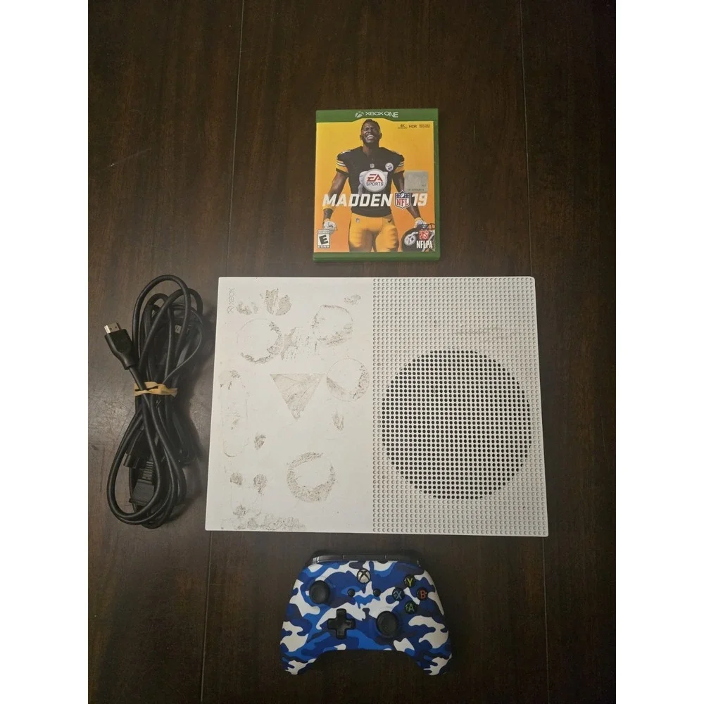 Xbox One S 1TB Console Bundle w/ Wireless Controller And 1 Game